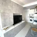 Reel Apartments- Walk To The And Centre Torrevieja
