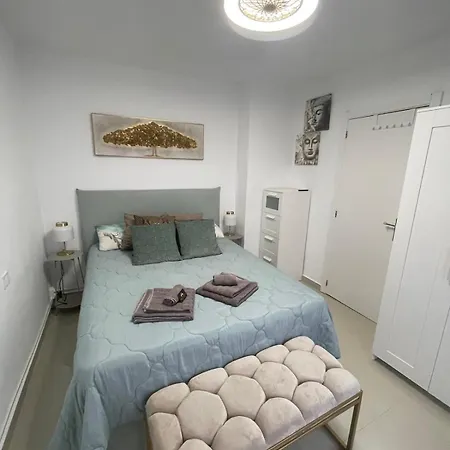 Appartement Reel Apartments- Walk To The And Centre *