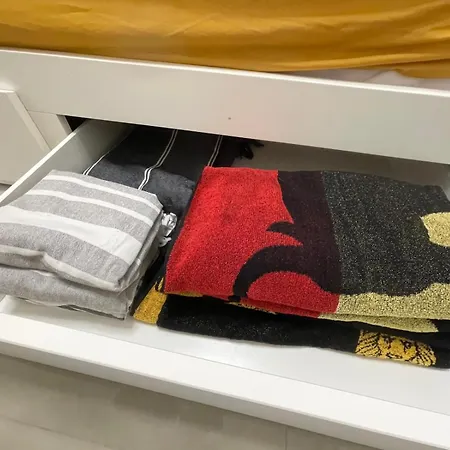 Reel Apartments- Walk To The And Centre Apartment Torrevieja