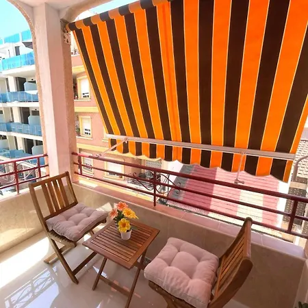 Reel Apartments- Walk To The And Centre