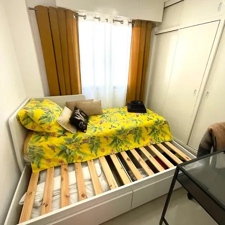 Reel Apartments- Walk To The And Centre Apartment Torrevieja