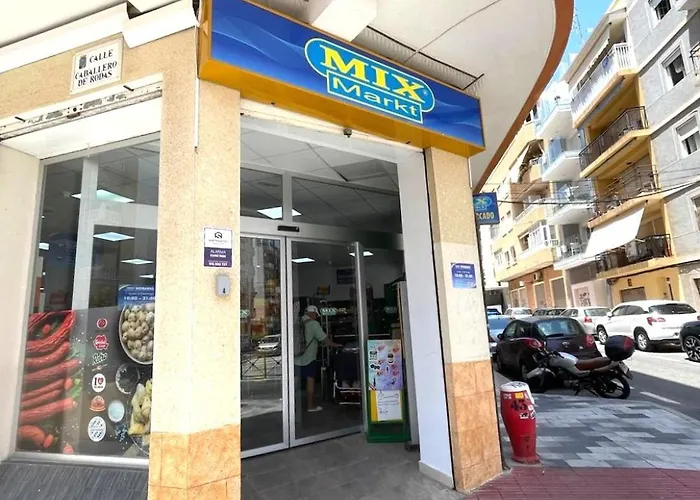 Apartment Reel Apartments- Walk To The And Centre Torrevieja