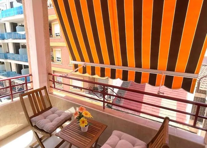 Reel Apartments- Walk To The And Centre