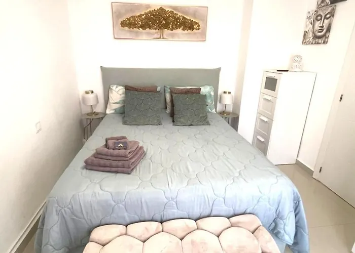 Reel Apartments- Walk To The And Centre Torrevieja